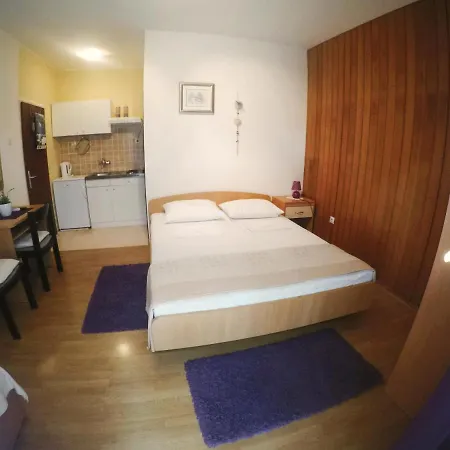 Milostic Lejlighed Orebić